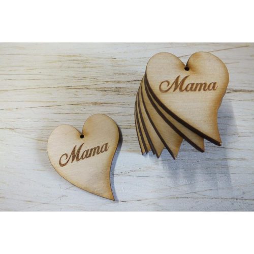 Natúr fa - "Mama" gravírozott szív 5cm 10db/csomag