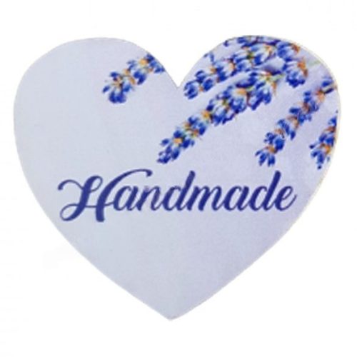 Dekor tábla, szív alakú, "Handmade" felirattal, 4,5x4 cm